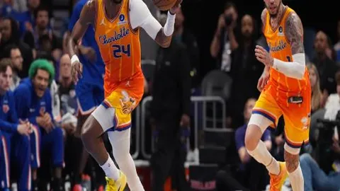 上海海港勇夺亚冠精英联赛首胜，武磊建功立业